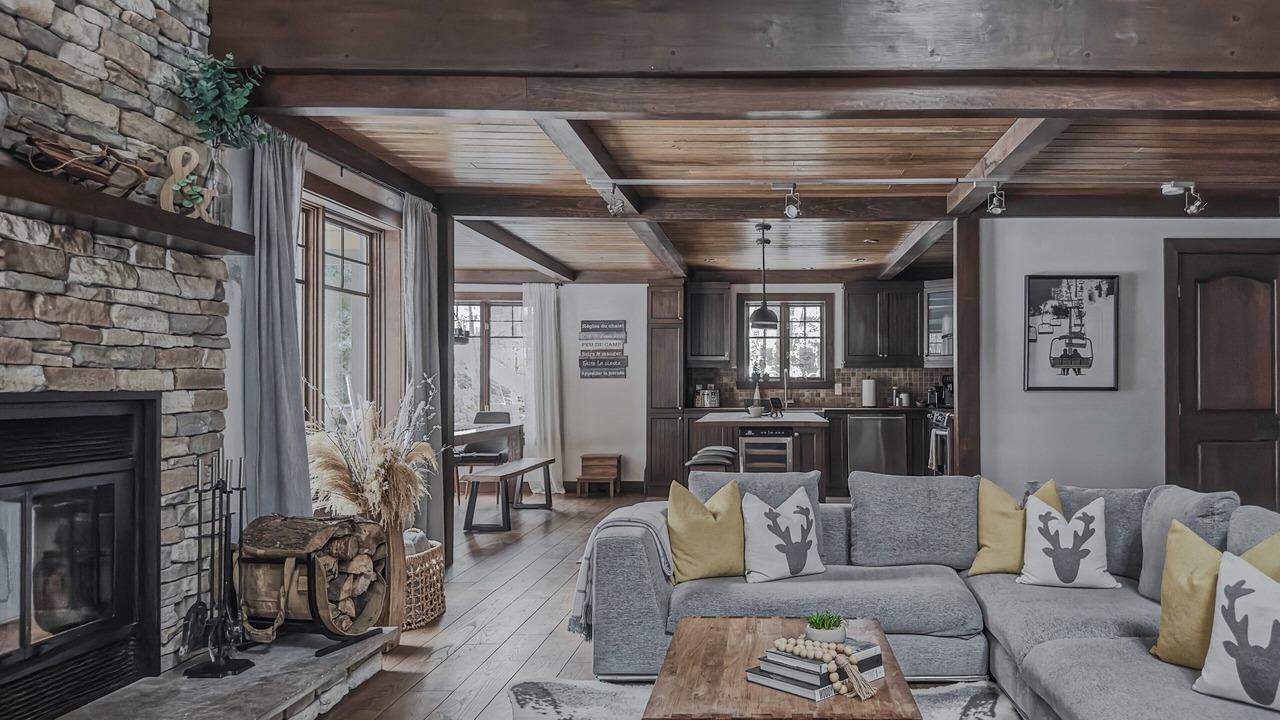 Photo of Livingroom in Saint-Faustin-Lac-Carre
