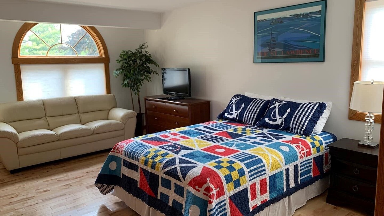 Photo of Bedroom in Wellesley Island