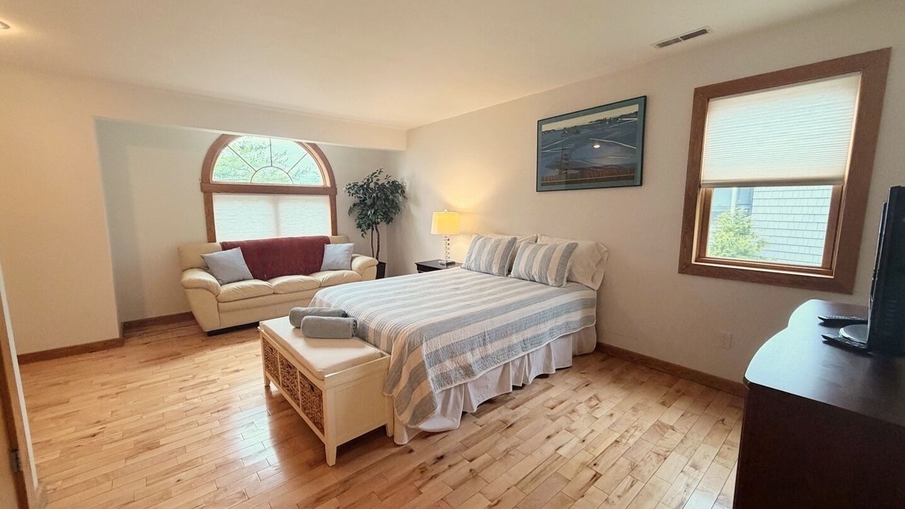 Photo of Bedroom in Wellesley Island