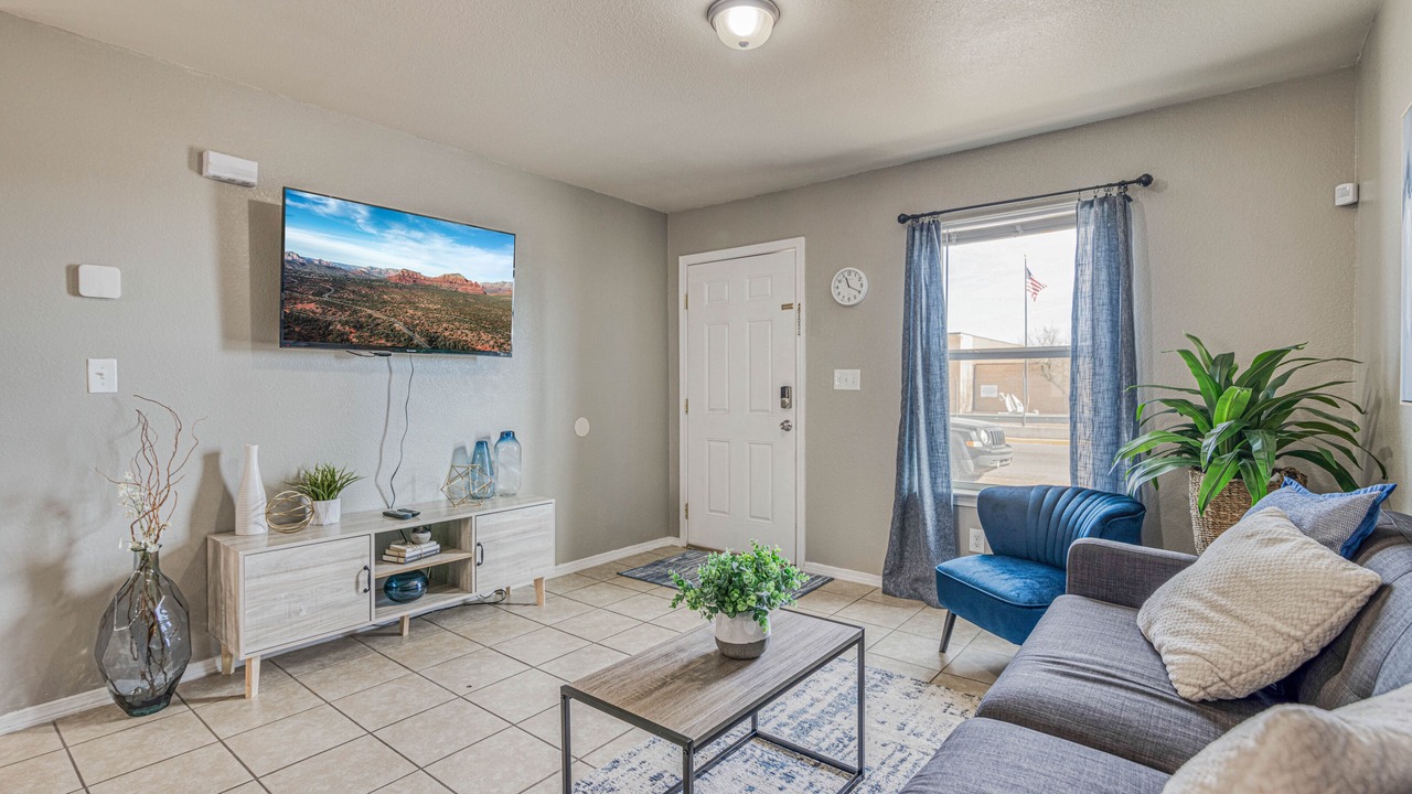Photo of Livingroom in Biggs Field