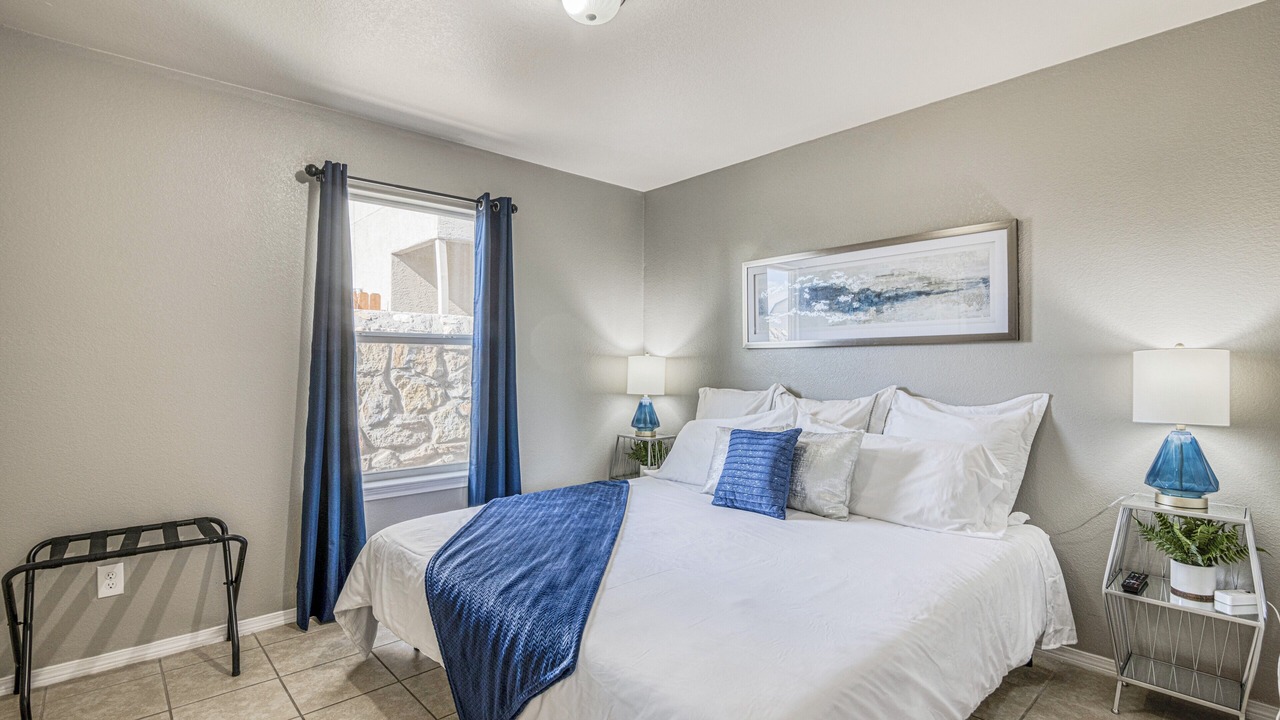 Photo of Bedroom in Biggs Field