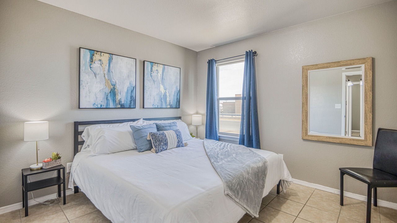 Photo of Bedroom in Biggs Field