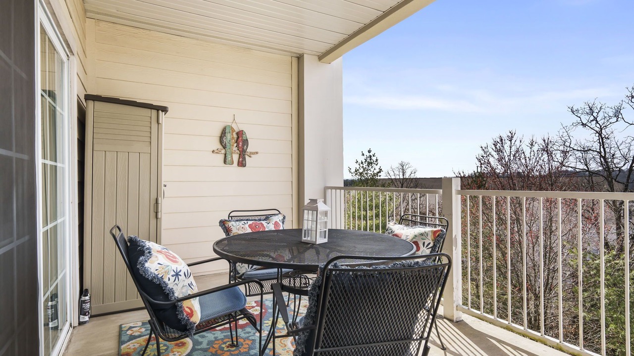 Photo of Patio Balcony in Branson