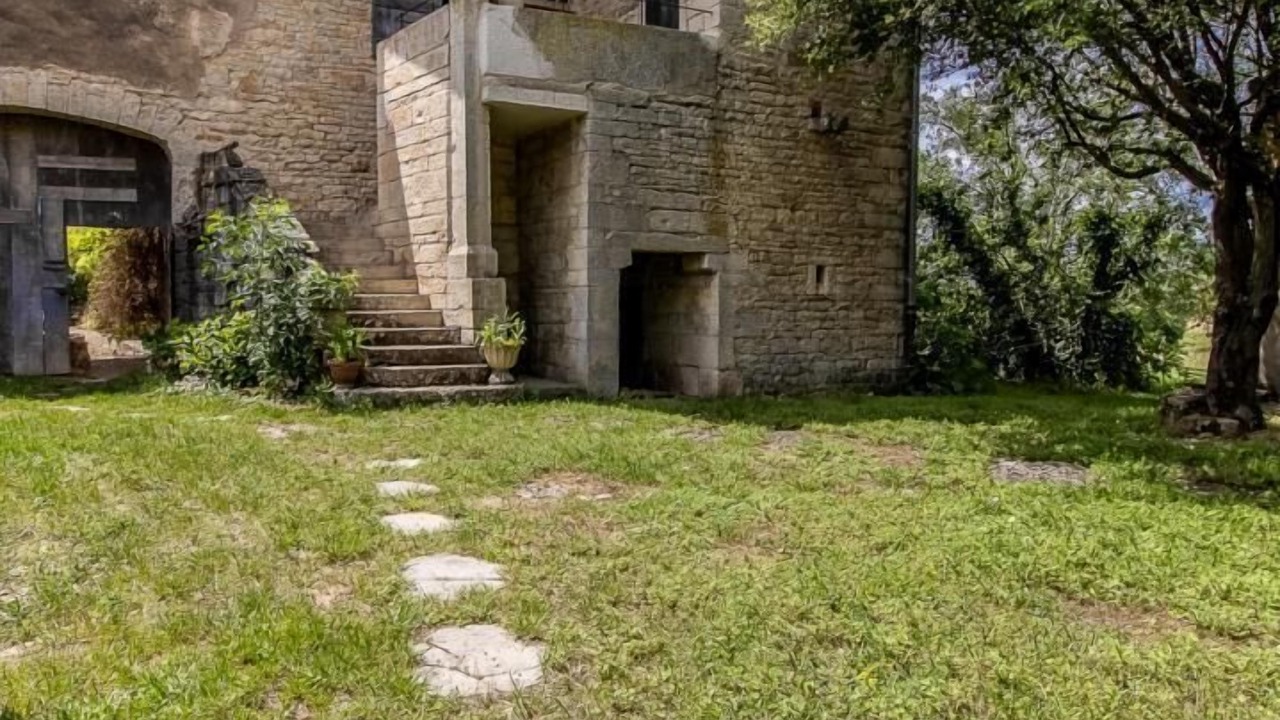 Photo of Outdoor in Chapaize