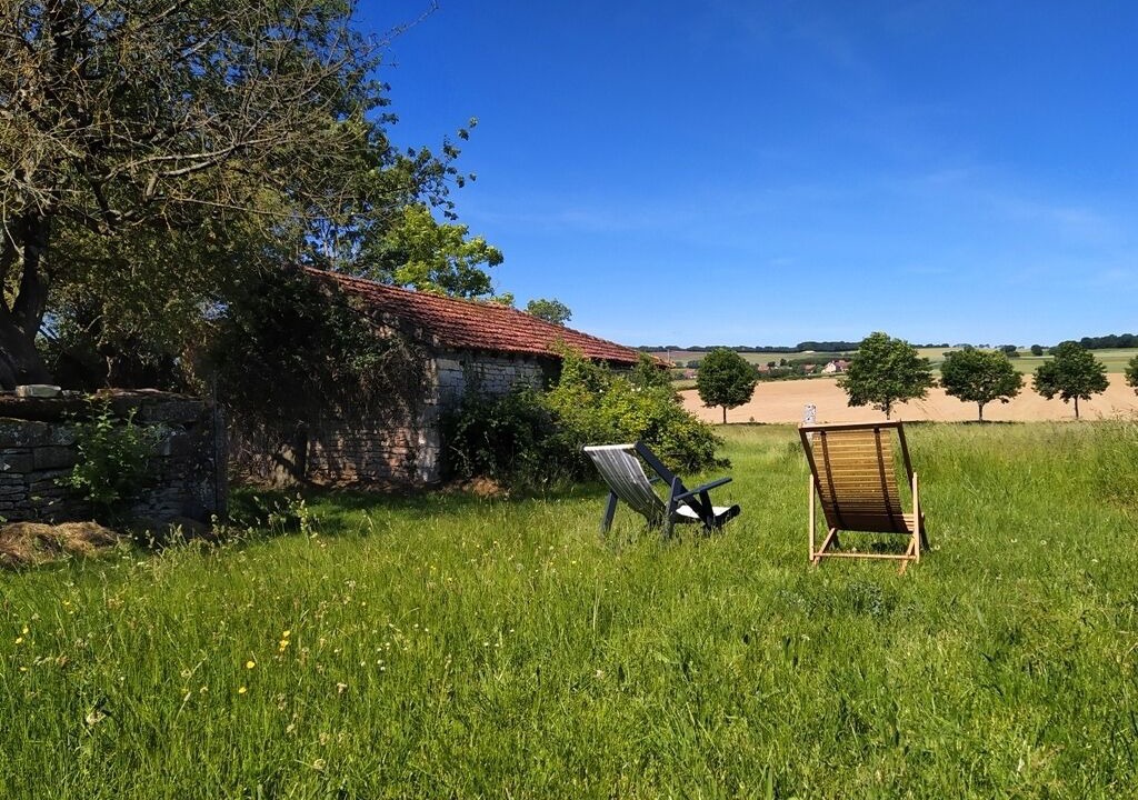 Photo of Outdoor in Chapaize