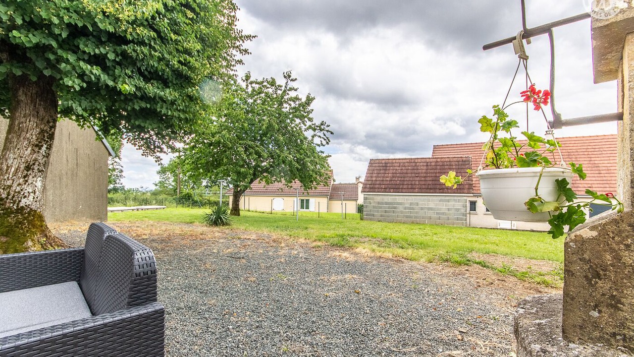 Photo of Patio Balcony in La Chapelle-au-Mans