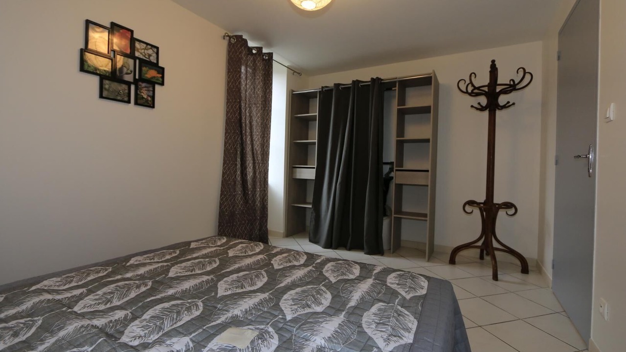 Photo of Bedroom in Creot