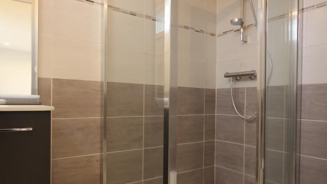 Photo of Bathroom in Creot