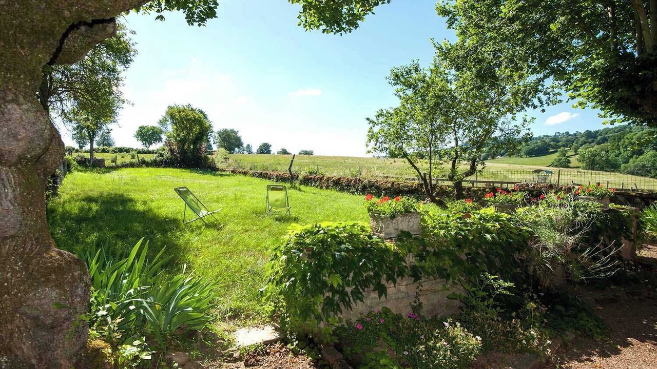 Photo of Outdoor in Briant