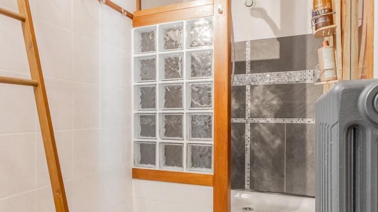 Photo of Bathroom in Antully