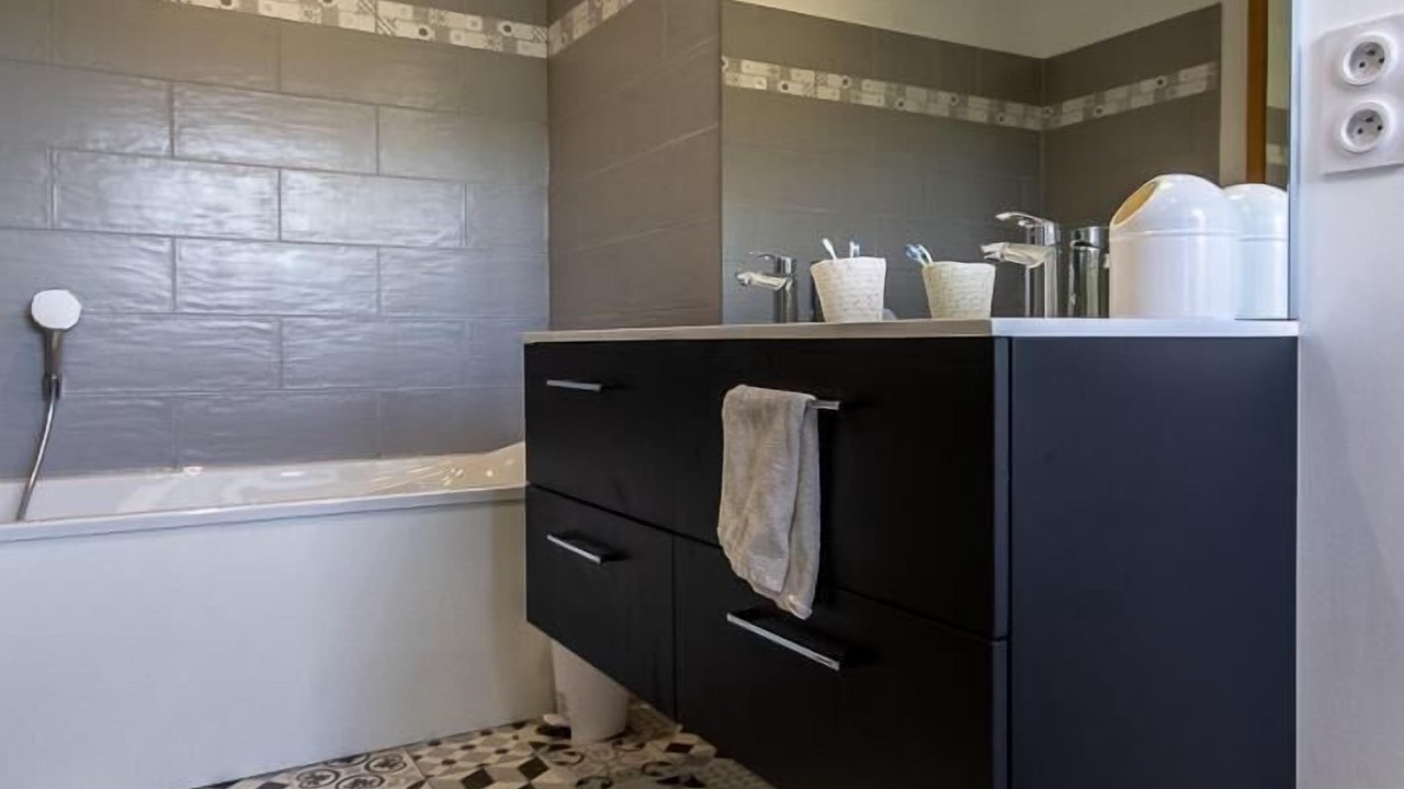 Photo of Bathroom in Berze-le-Chatel