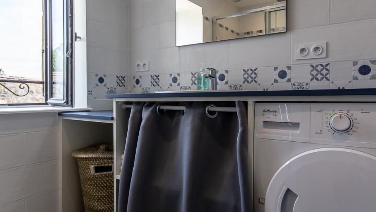 Photo of Bathroom in Berze-le-Chatel