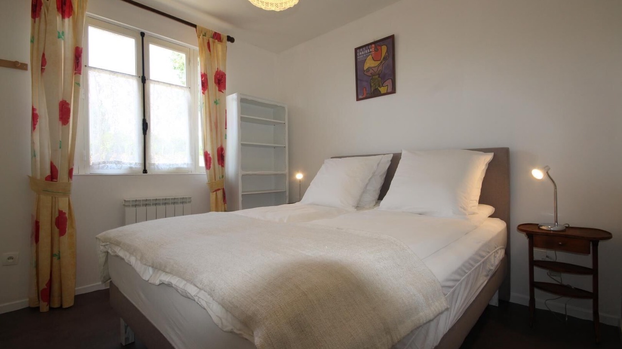 Photo of Bedroom in Saint-Jean-de-Vaux