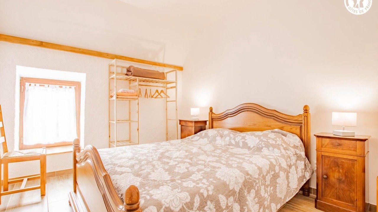 Photo of Bedroom in Saisy