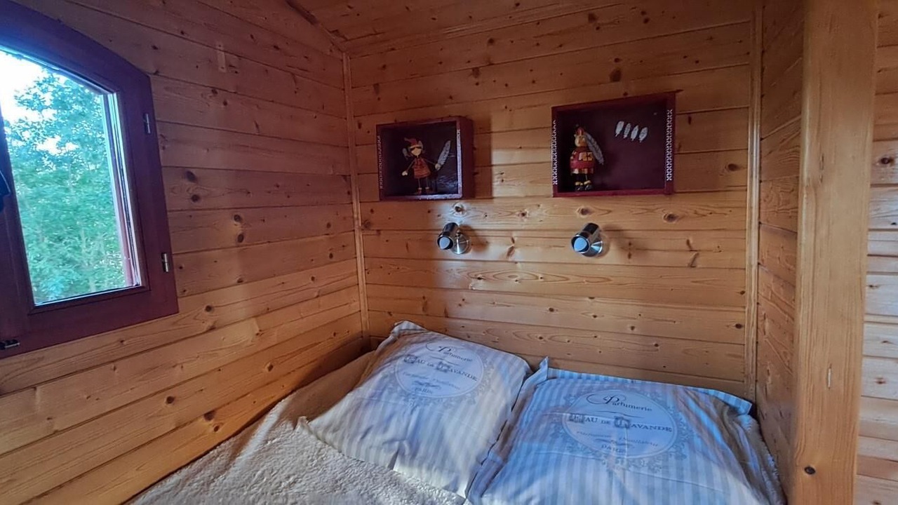 Photo of Bedroom in Bourbon-Lancy