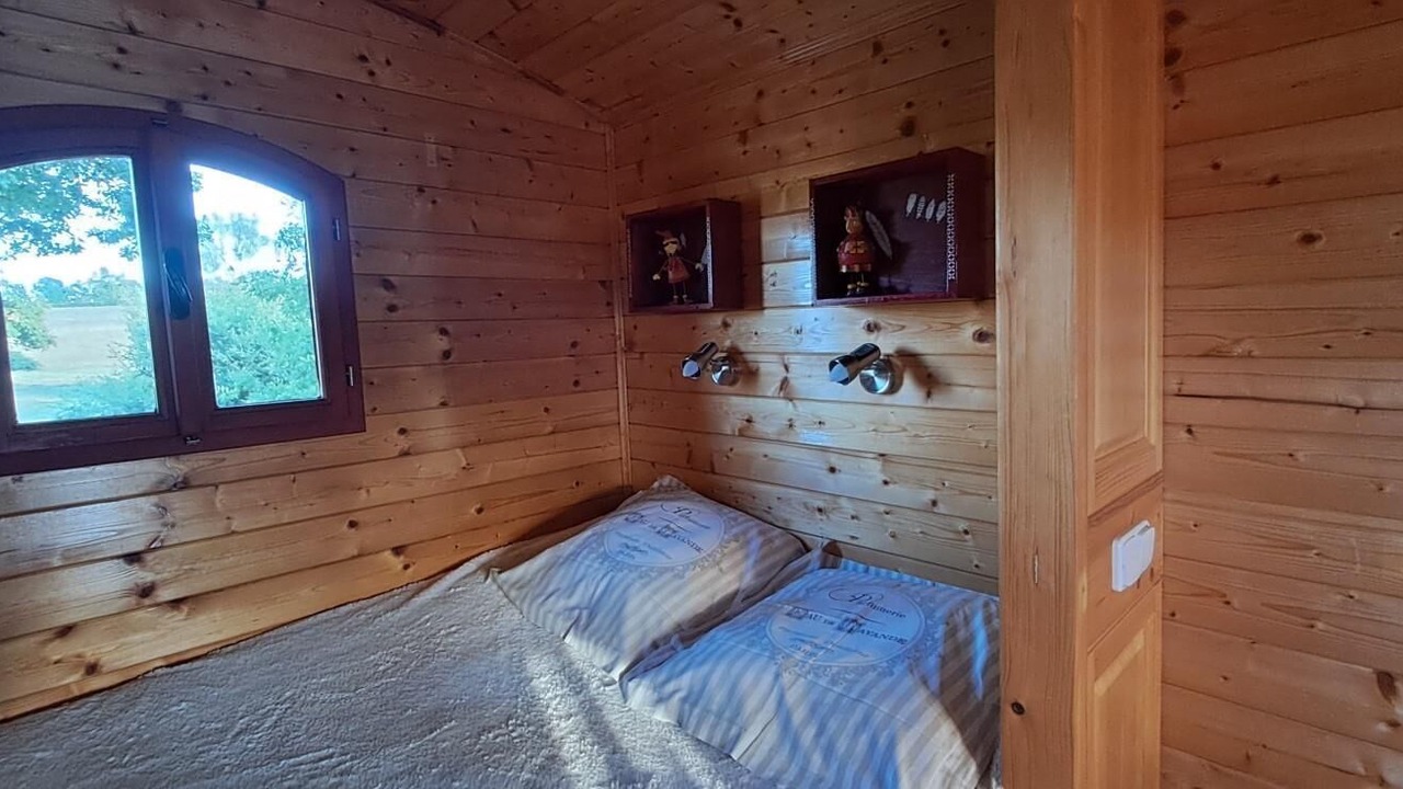 Photo of Bedroom in Bourbon-Lancy