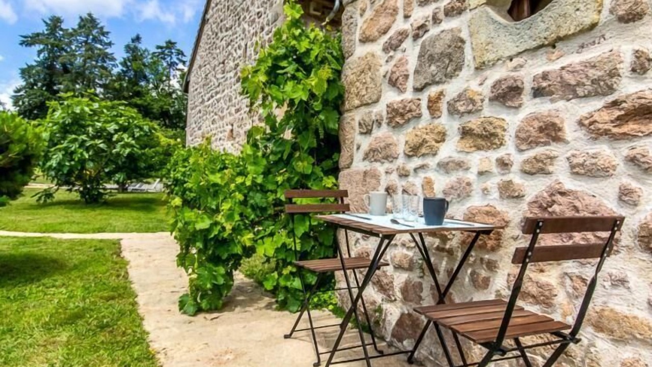 Photo of Outdoor in Mesvres