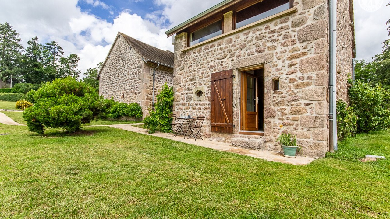 Photo of Outdoor in Mesvres