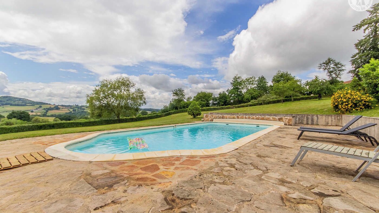 Photo of Outdoor in Mesvres