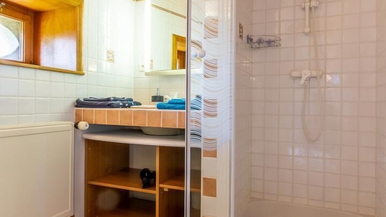 Photo of Bathroom in Mesvres