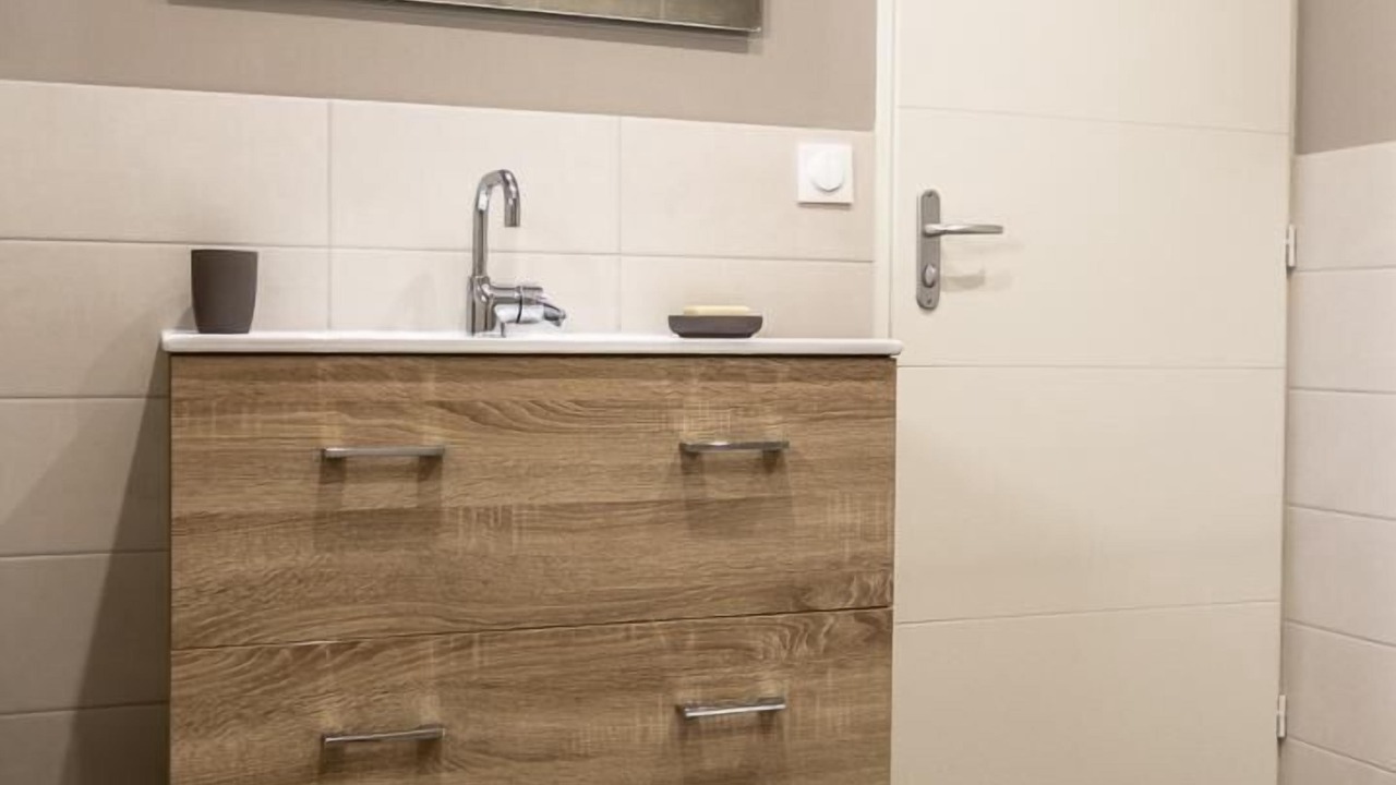 Photo of Bathroom in Cluny