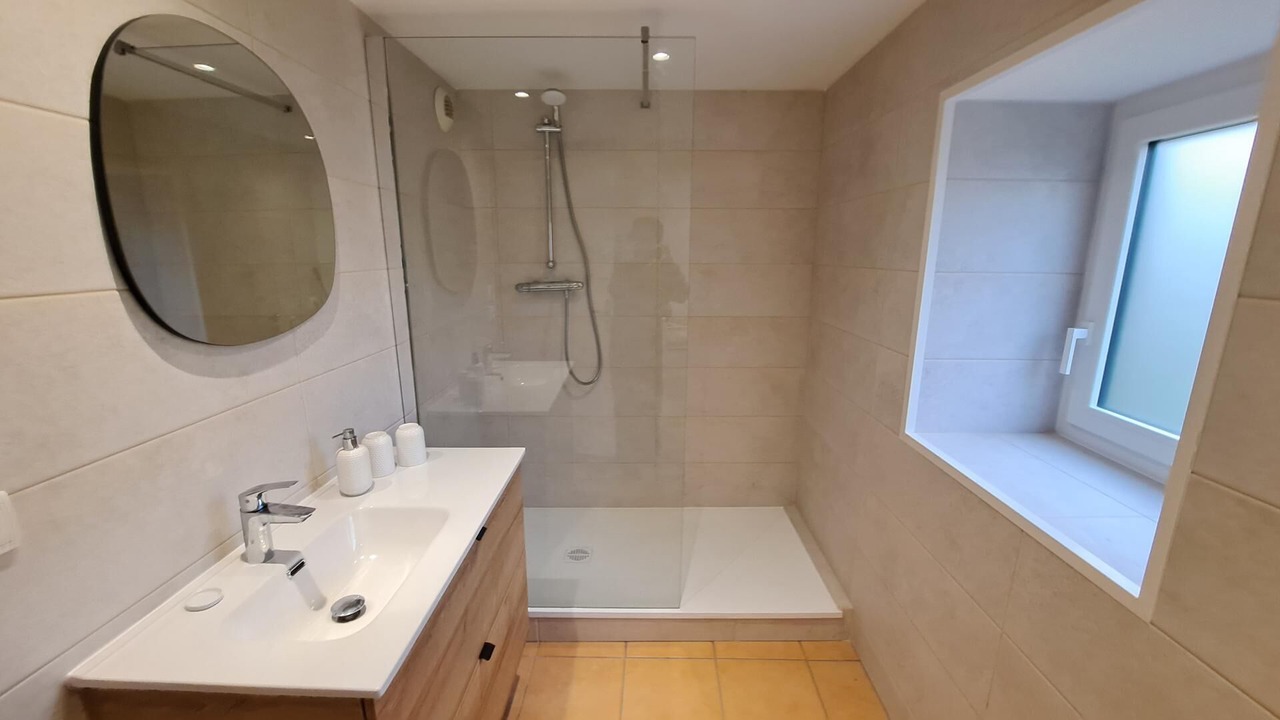 Photo of Bathroom in Chevagny-sur-Guye