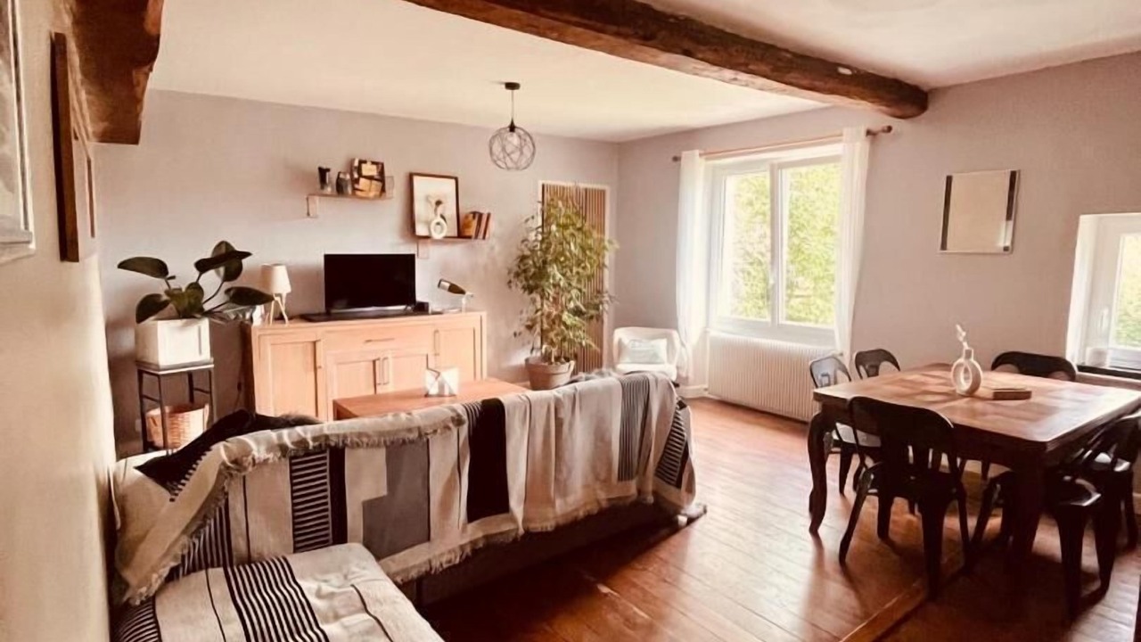 Photo of Livingroom in Saisy