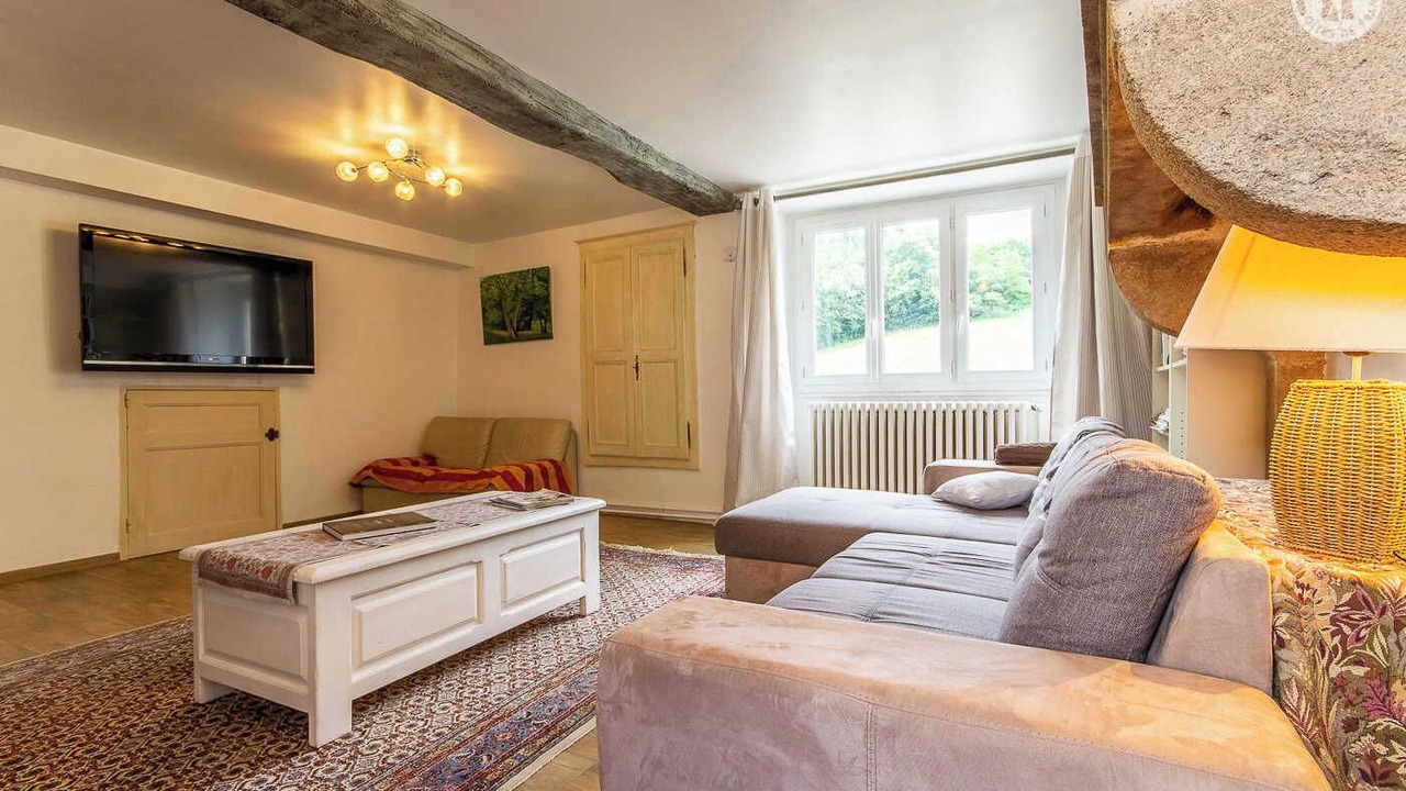 Photo of Livingroom in Saint-Mard-de-Vaux