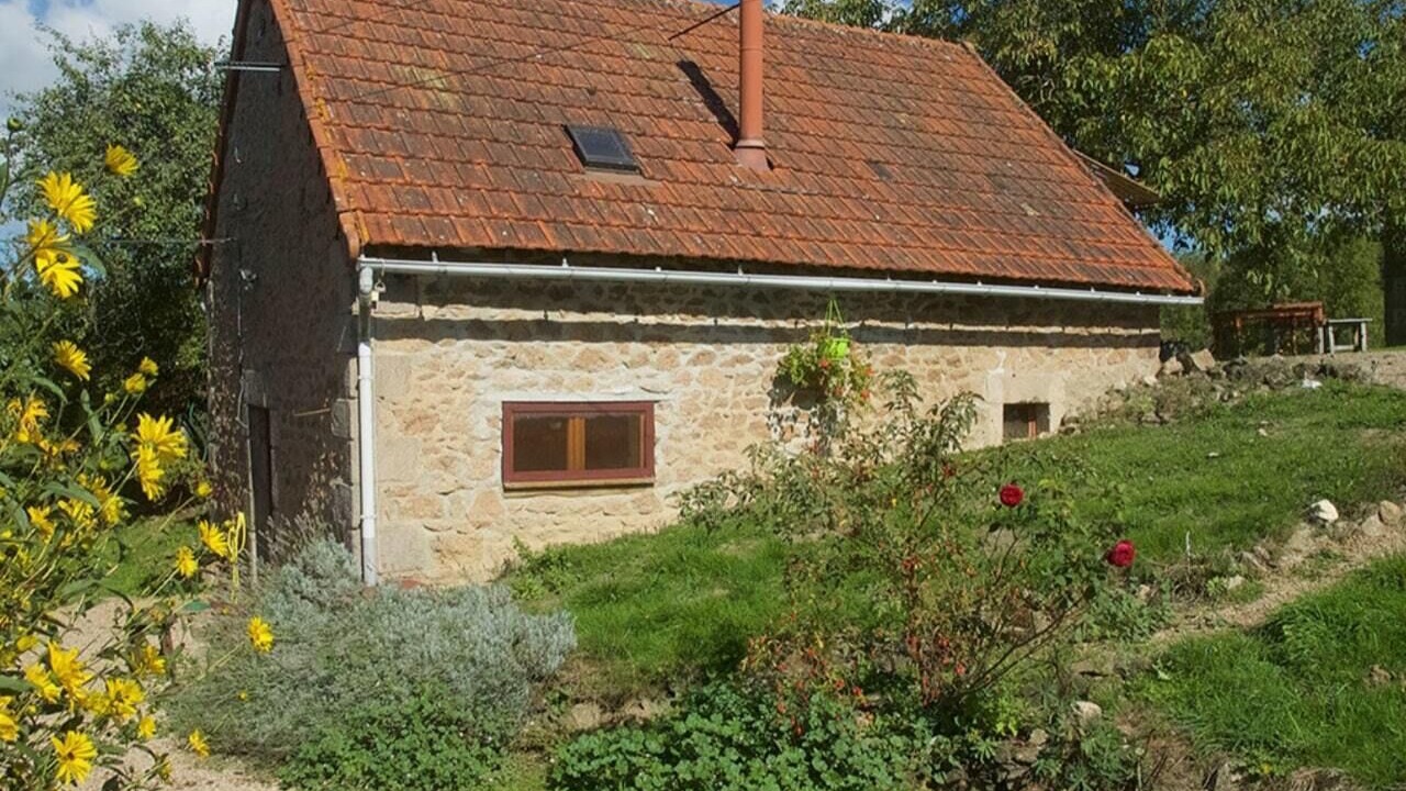 Photo of Outdoor in Issy-l'Eveque