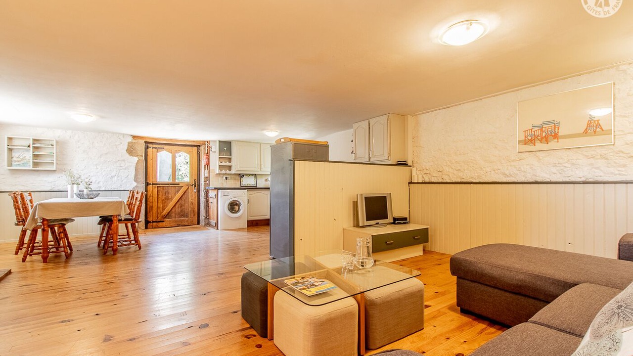 Photo of Livingroom in Issy-l'Eveque