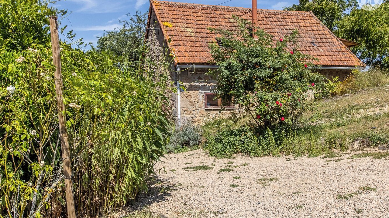 Photo of Outdoor in Issy-l'Eveque