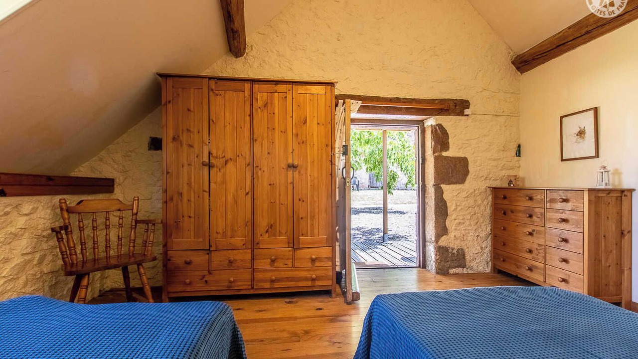 Photo of Bedroom in Issy-l'Eveque