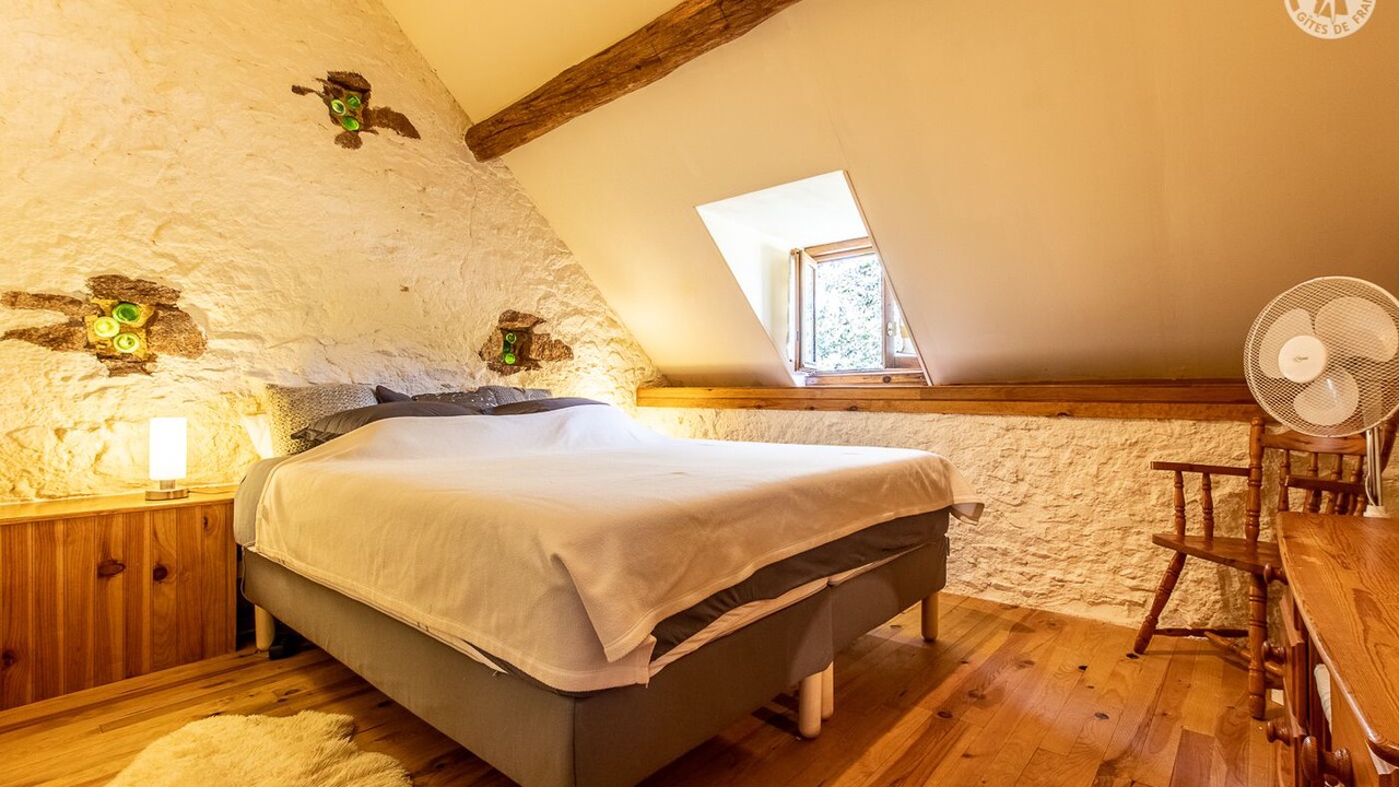 Photo of Bedroom in Issy-l'Eveque
