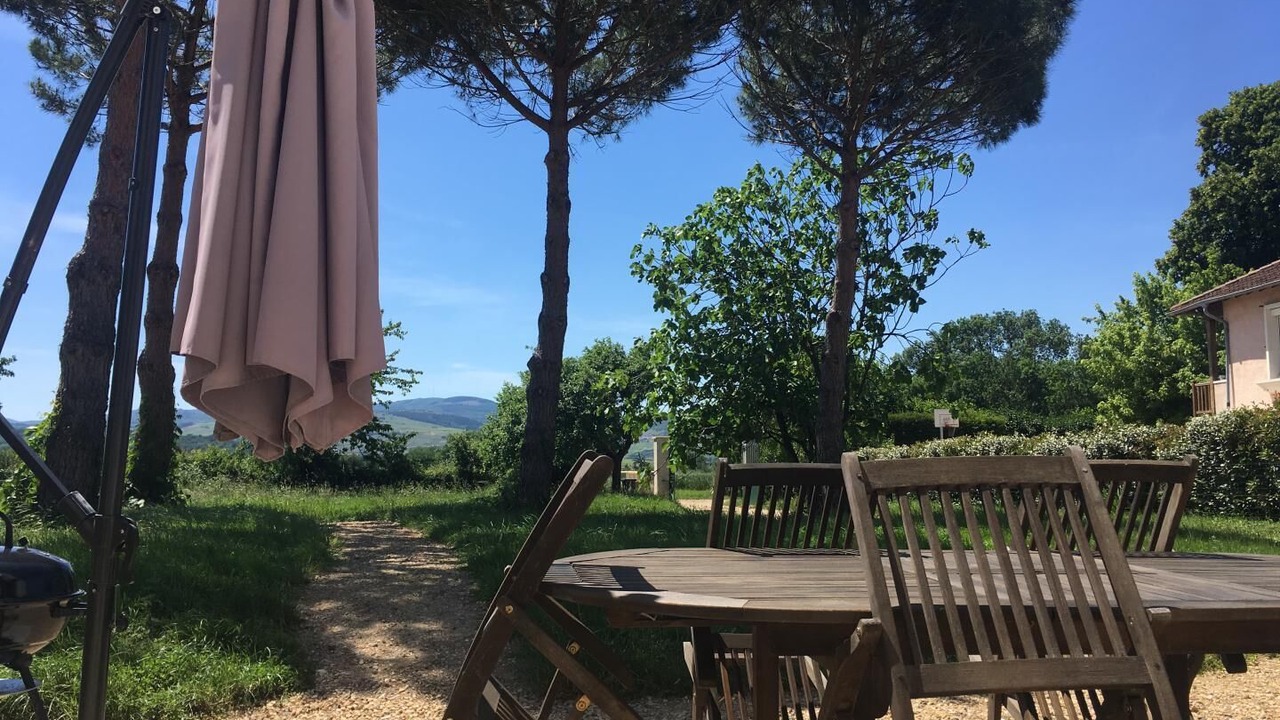 Photo of Outdoor in Charnay-les-Macon