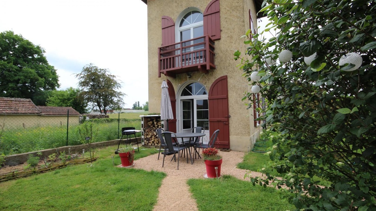 Photo of Outdoor in Charolles