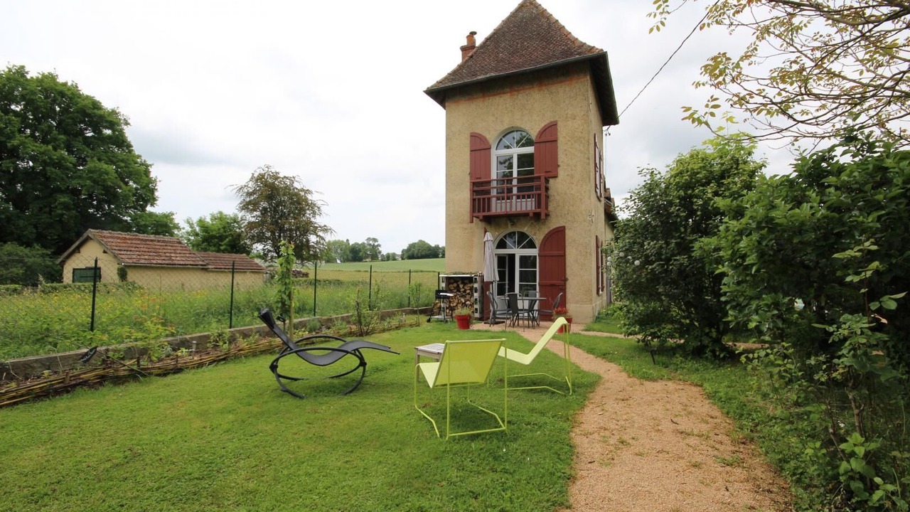 Photo of Outdoor in Charolles