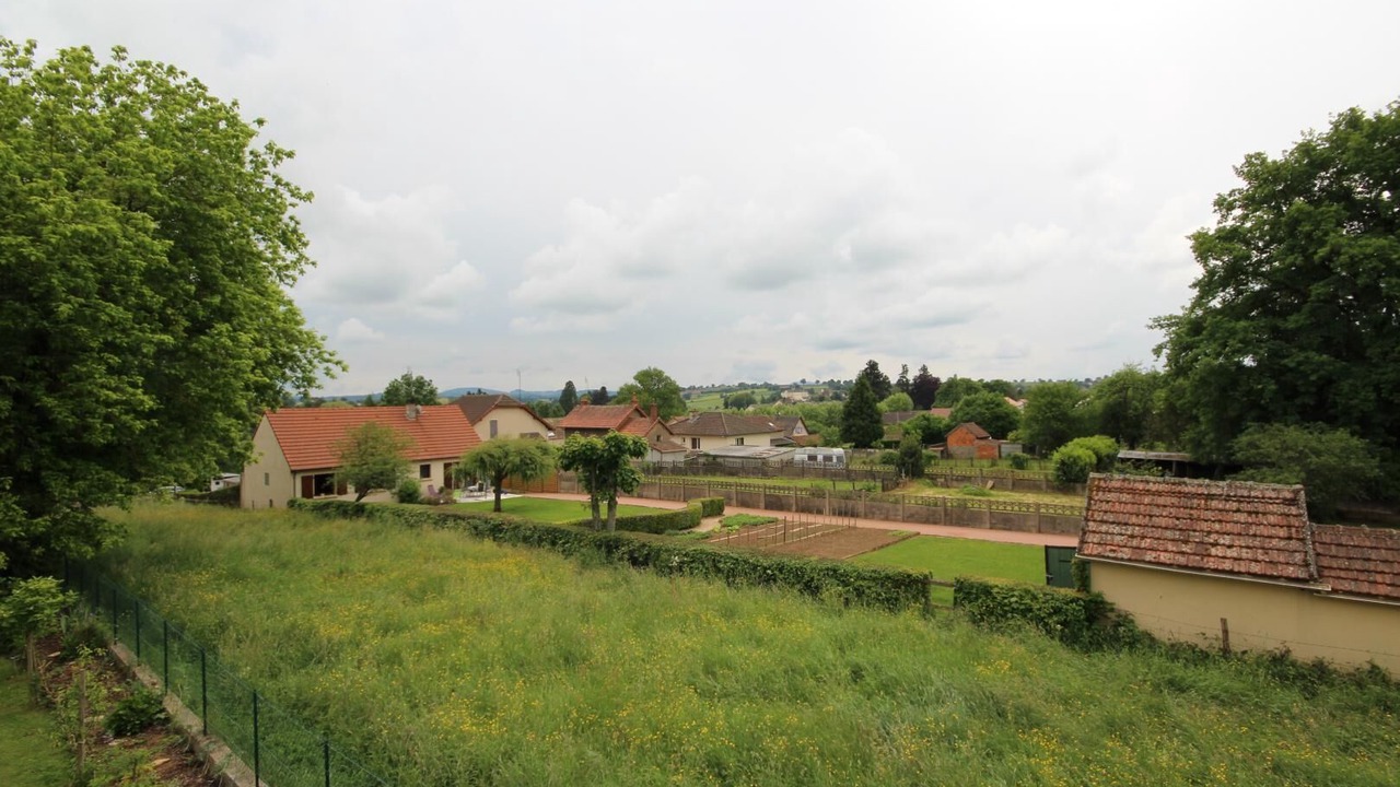 Photo of Outdoor in Charolles