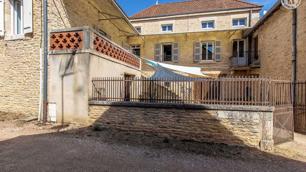 Photo of Outdoor in Jugy