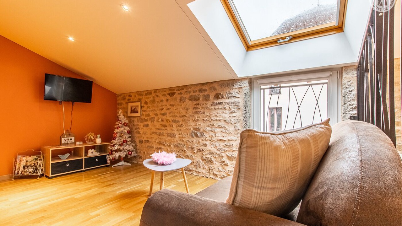 Photo of Livingroom in Cluny