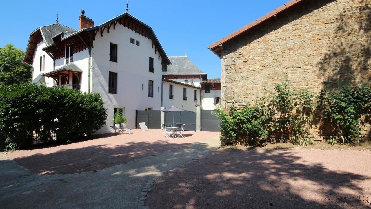 Photo of Outdoor in Cluny
