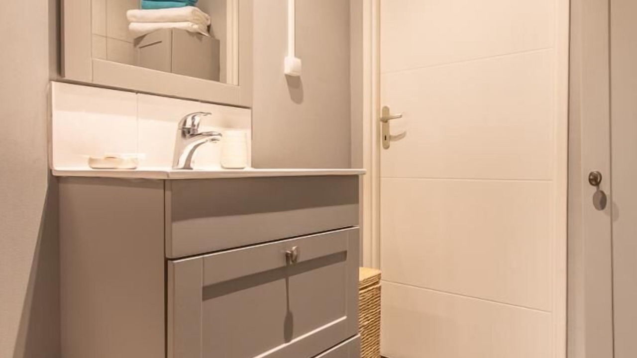 Photo of Bathroom in Cluny