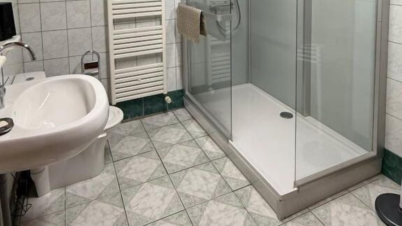 Photo of Bathroom in Roussillon-en-Morvan