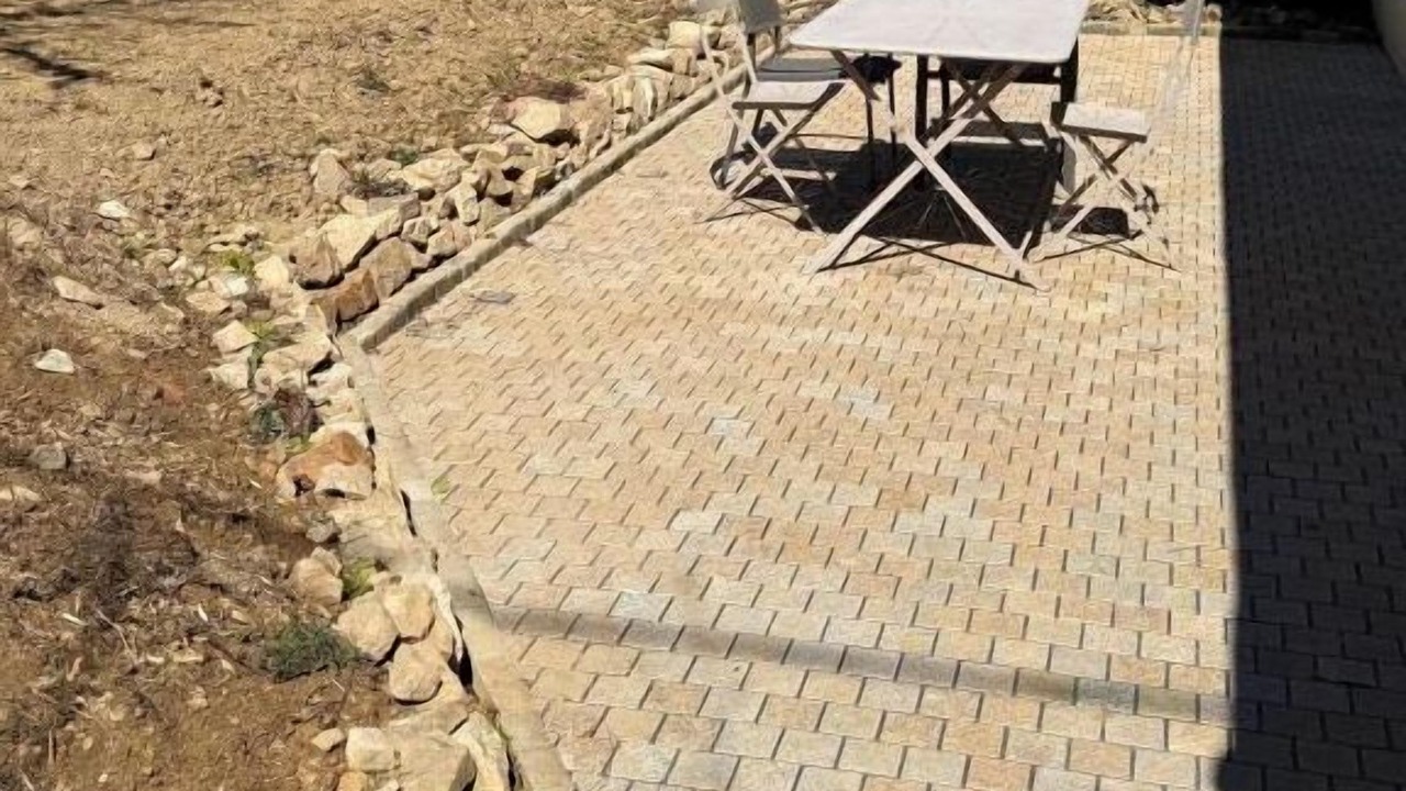 Photo of Outdoor in Roussillon-en-Morvan