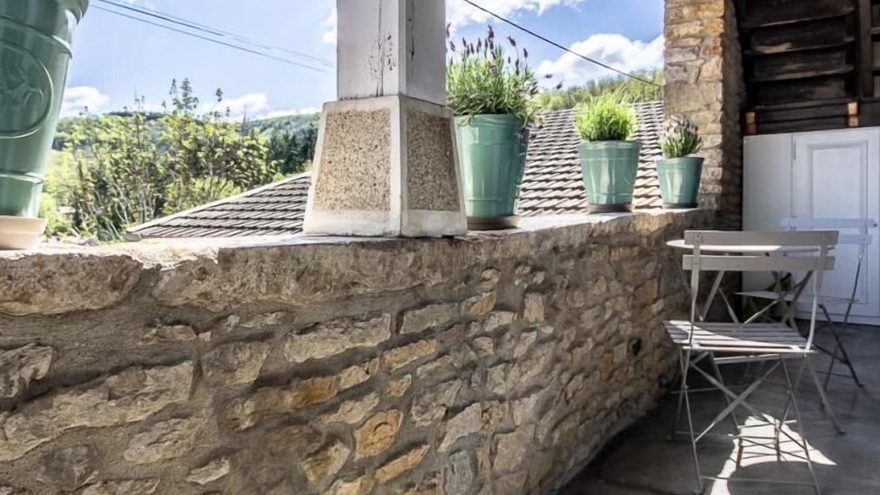 Photo of Outdoor in Sologny