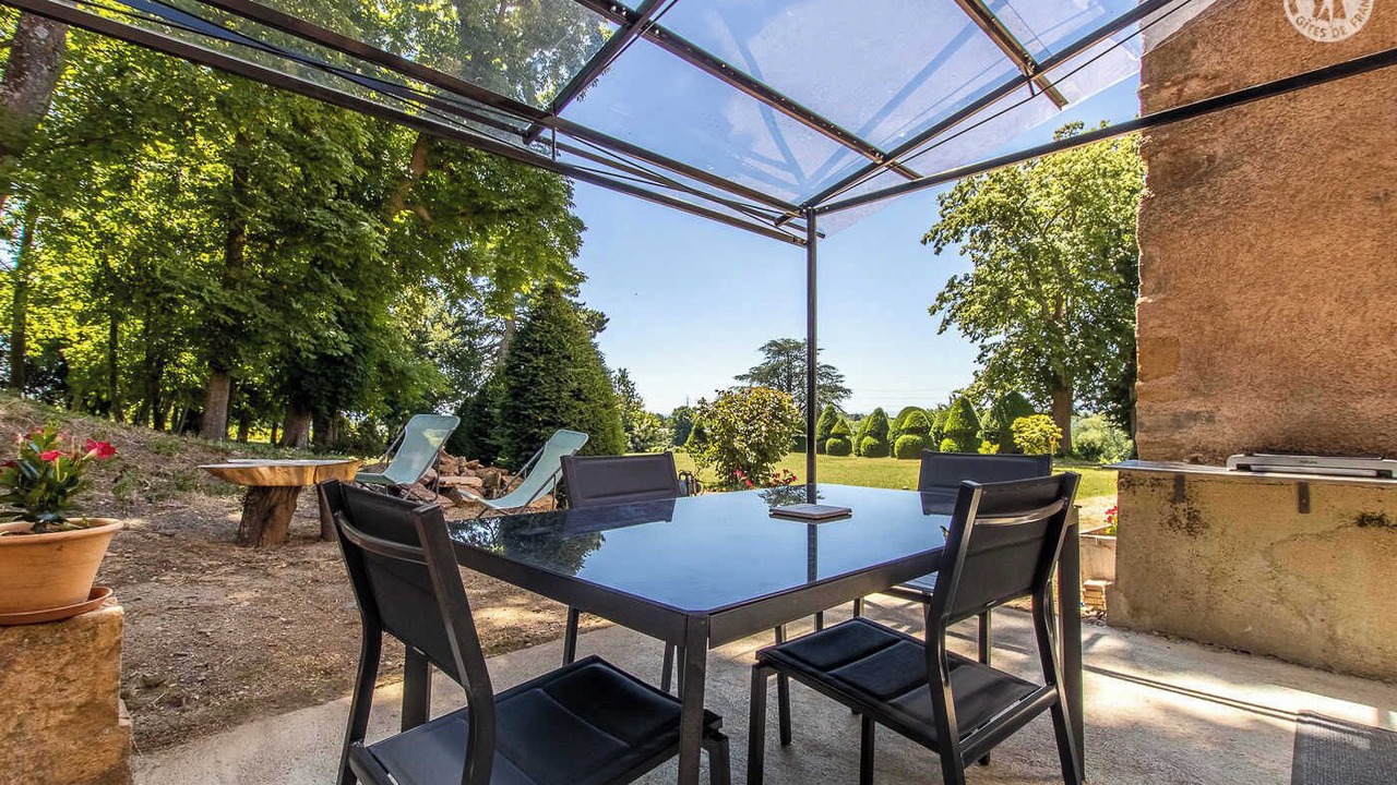 Photo of Outdoor in La Chapelle-de-Guinchay