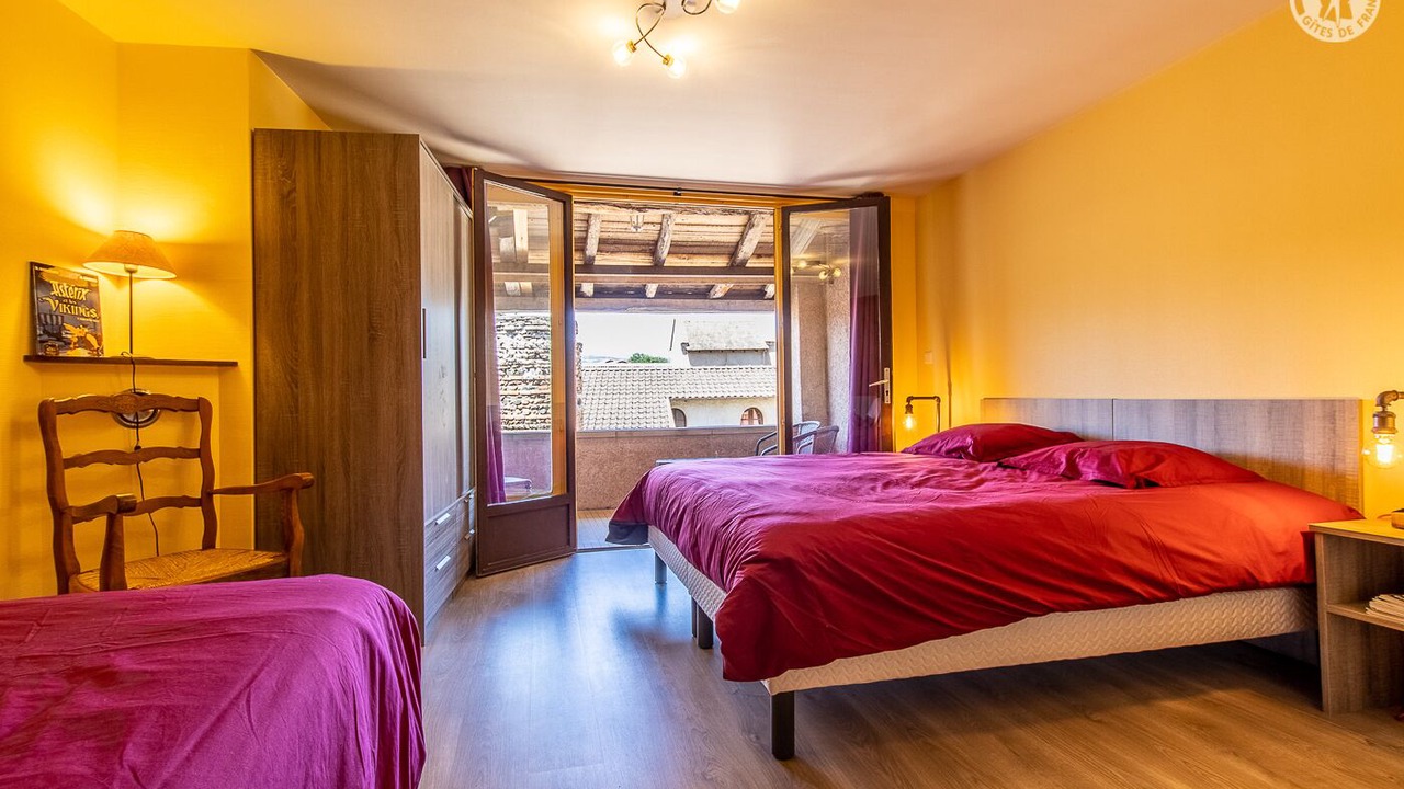 Photo of Bedroom in La Chapelle-de-Guinchay