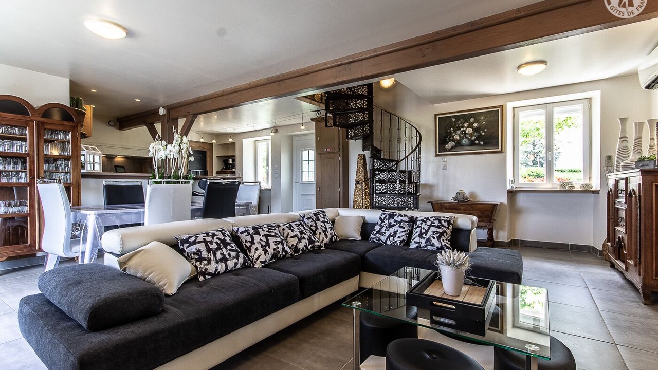 Photo of Livingroom in Pouilloux