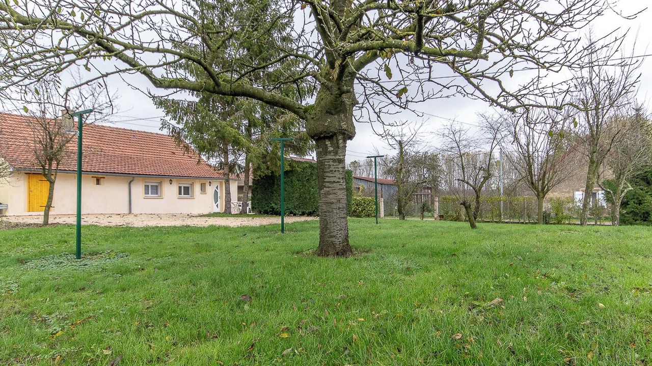 Photo of Outdoor in Frontenard