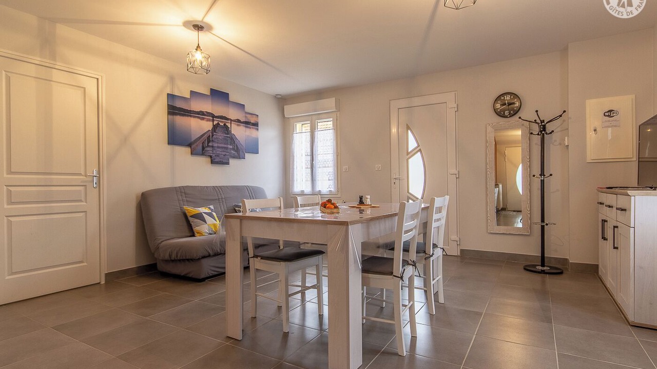 Photo of Others in Frontenard