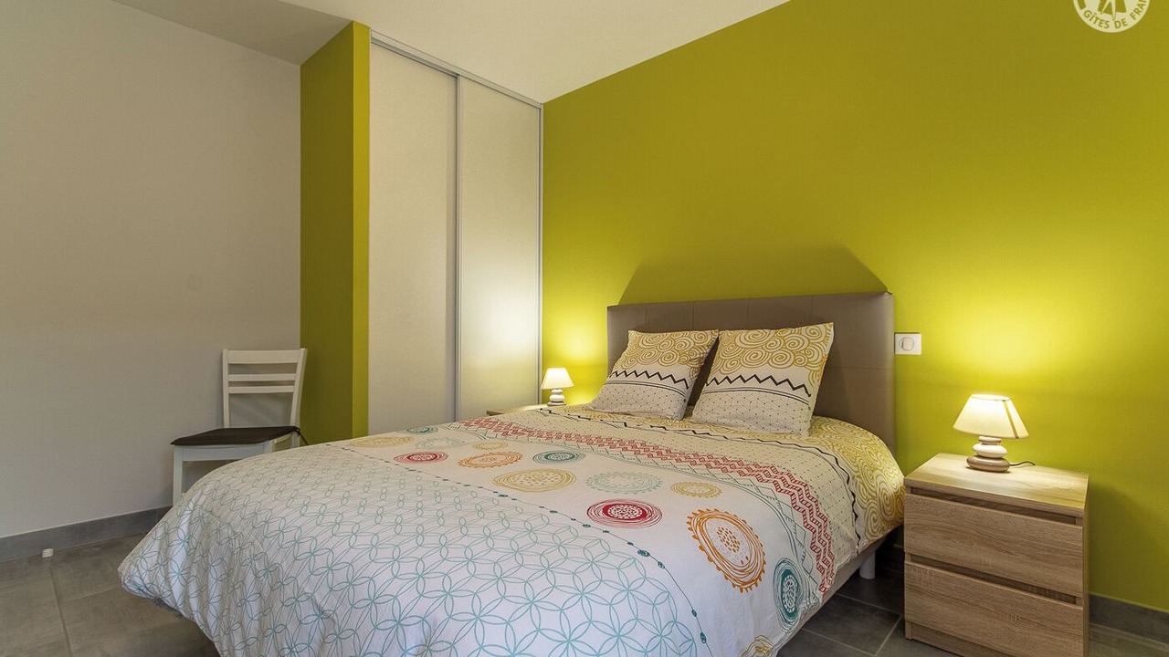 Photo of Bedroom in Frontenard